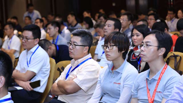 這個(gè)時(shí)代 你所追求的是什么？